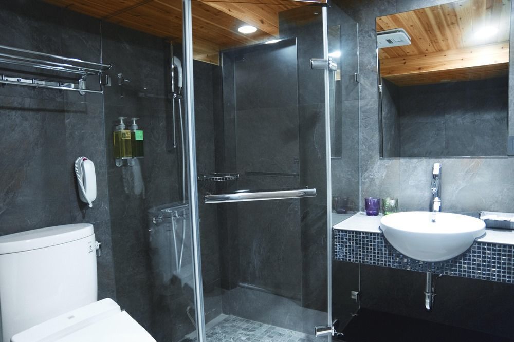 Hotel I Journey Taipei Eksteriør billede